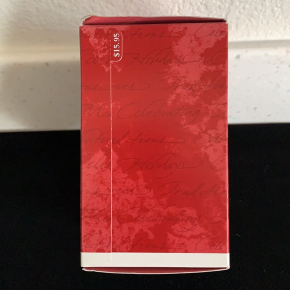 1997 Hallmark Holiday Barbie Ornament - Picture 6 of 16